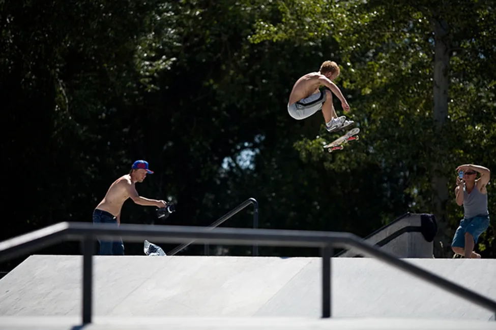 mike bald with a big 360 flip