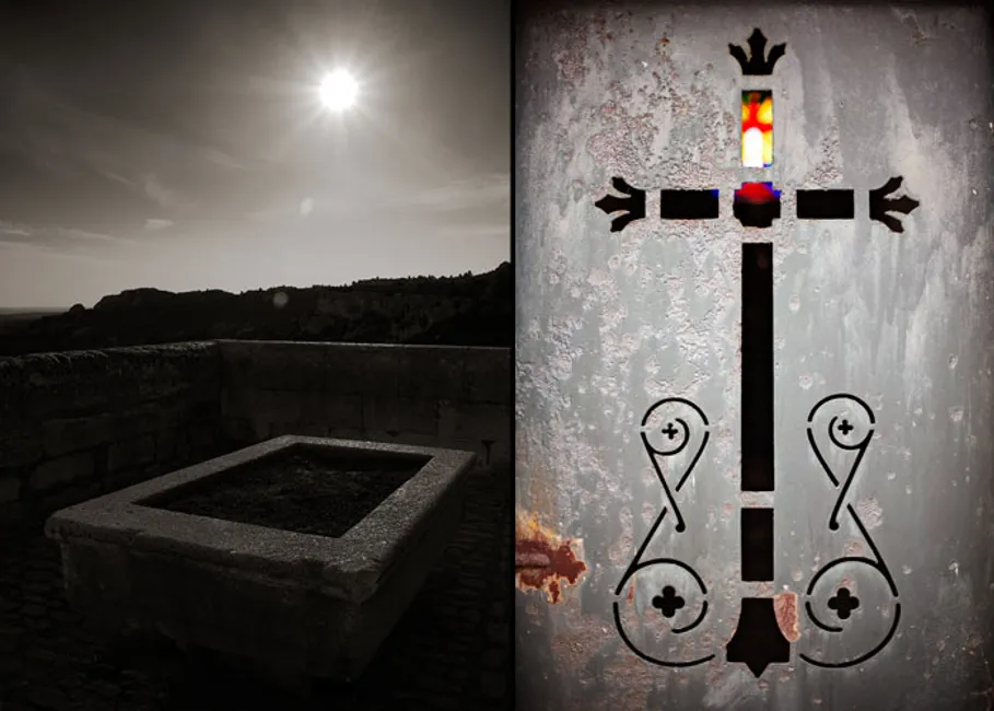 l: planter / r: cenotaph