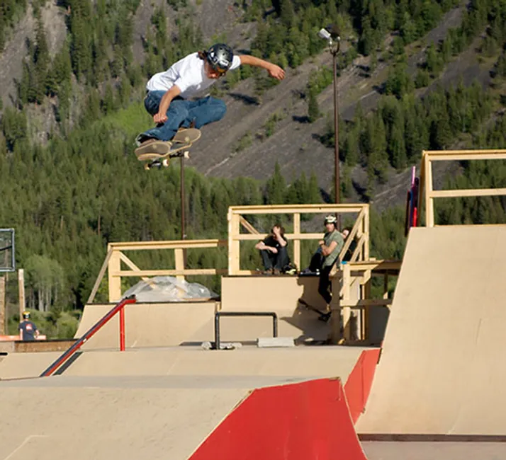 derek big ollie at skatecamp 2005